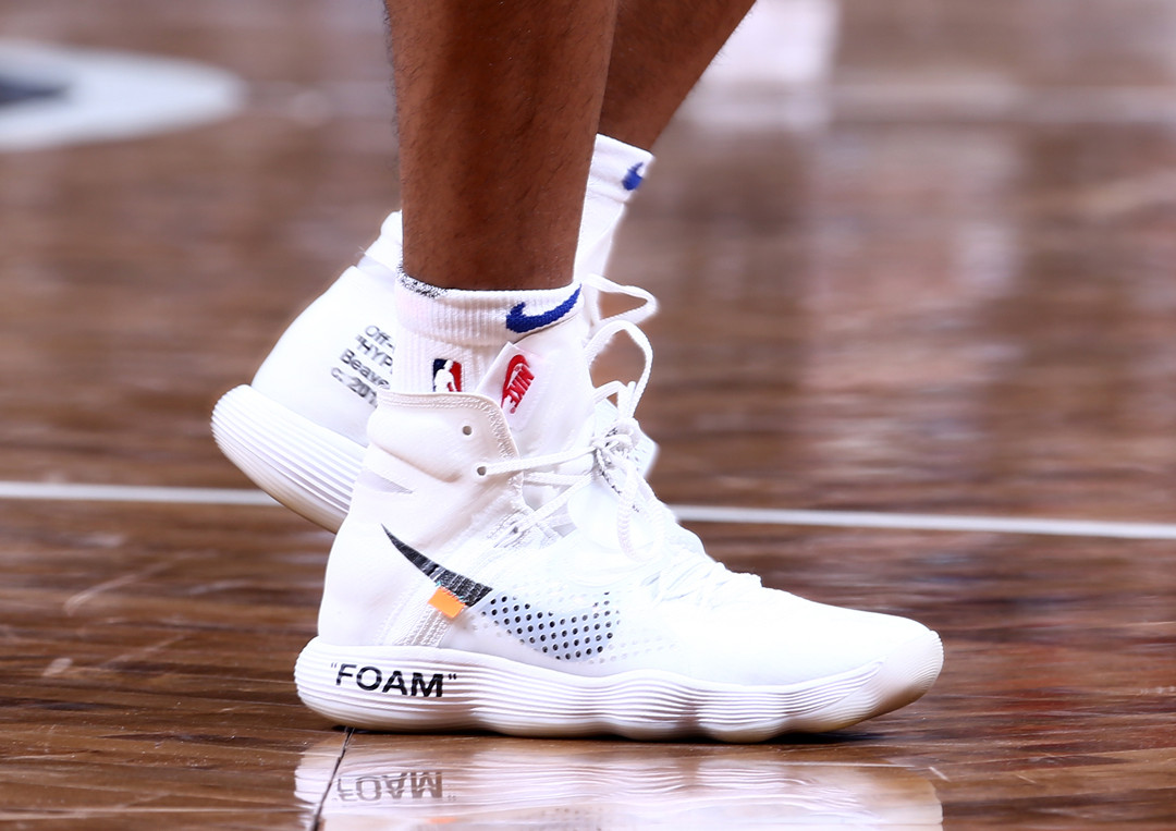 通过前场逼 通过前场逼